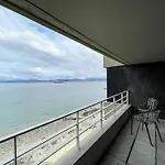De La Costa Suite
